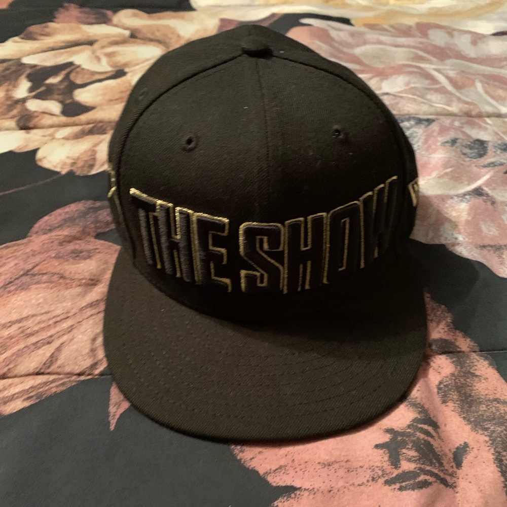 Men’s The Show Black Hat never worn - Picture 3 of 4